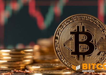 Bitcoin is “A Screaming Buy”: Standard Chartered Backs $100,000 Target, Shrugs Off Strategy (MSTR) Sell-Off